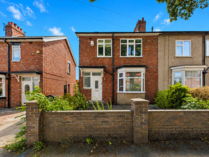 4 Bedroom Semi-Detached House For Sale In Bates Avenue, Darlington, DL3
