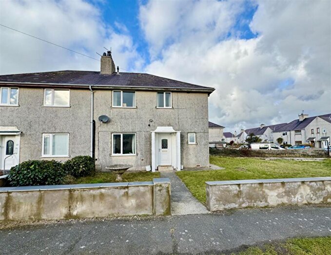 4 Bedroom Semi-Detached House For Sale In Morfa'r Garreg, Pwllheli, LL53