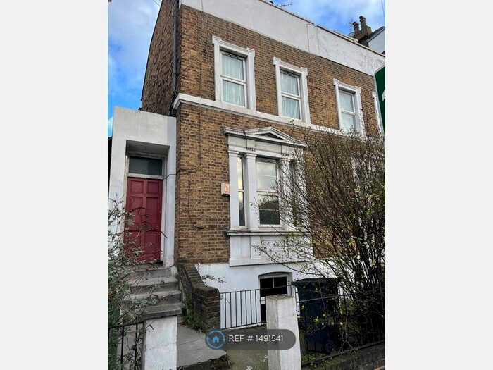 1 Bedroom Maisonette To Rent In Amersham Road, London, SE14