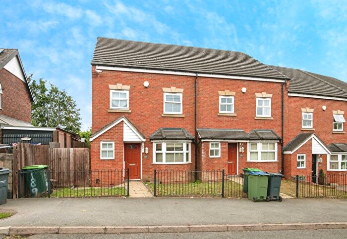 4 Bedroom End Terrace House For Sale In Toll End Road, Tipton, DY4