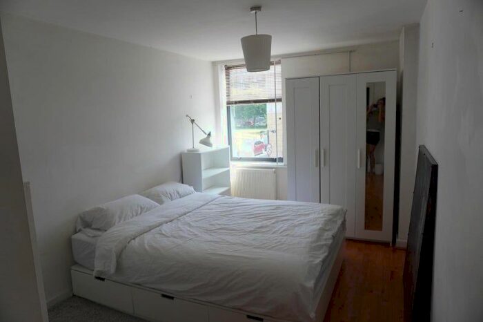 1 Bedroom Flat To Rent In Florida Street, Bethnal Green, London, E2