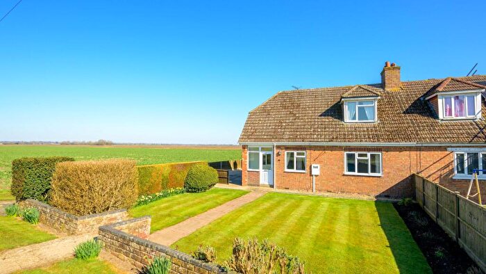 3 Bedroom Semi-Detached House For Sale In Fen Road, Toynton St. Peter, PE23