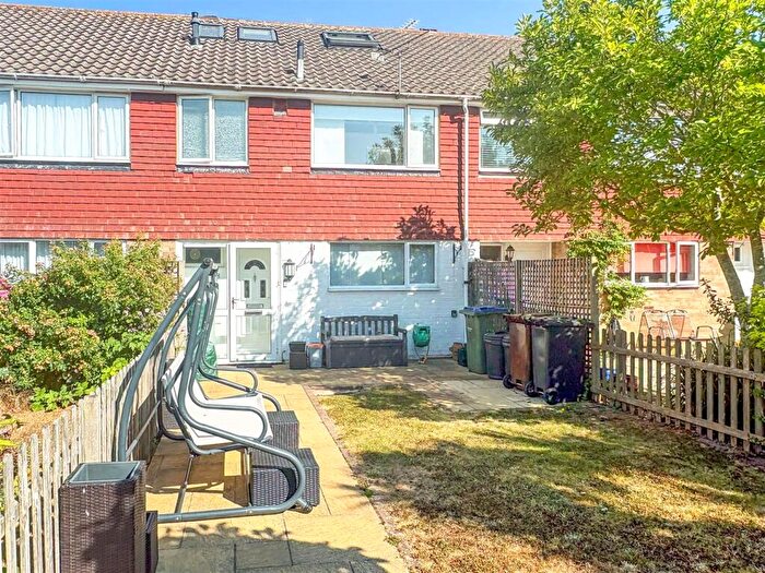 4 Bedroom Terraced House For Sale In Brendon Way, Rustington, West Sussex, BN16