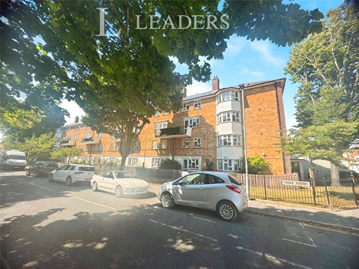 3 Bedroom Maisonette For Sale In Yorke Street, Southsea, Hampshire, PO5
