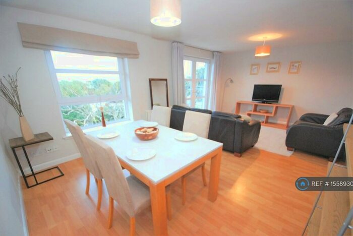 4 Bedroom Penthouse To Rent In Links Road, Aberdeen, AB24