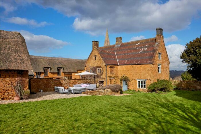 7 Bedroom Detached House For Sale In Church Lane, Shotteswell, Banbury, Oxfordshire, OX17