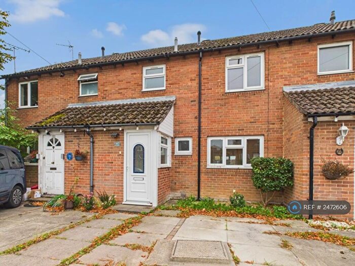 3 Bedroom Terraced House To Rent In Jerome Close, Marlow, SL7