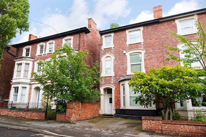 8 Bedroom Town House To Rent In Wildman Street, Arboretum, Nottingham, NG7