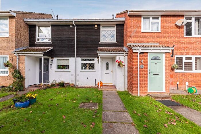 2 Bedroom Terraced House For Sale In Arkley Court, Maidenhead, SL6