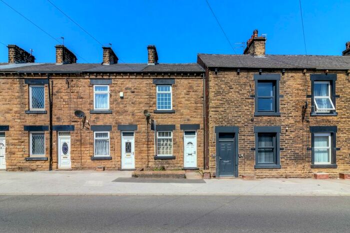 3 Bedroom Terraced House To Rent In Doncaster Road, Barnsley, S70