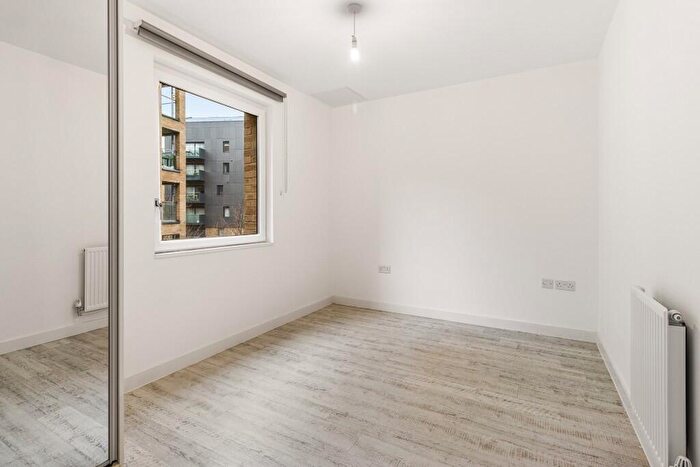 2 Bedroom Apartment To Rent In Sopwith Avenue, London, E17