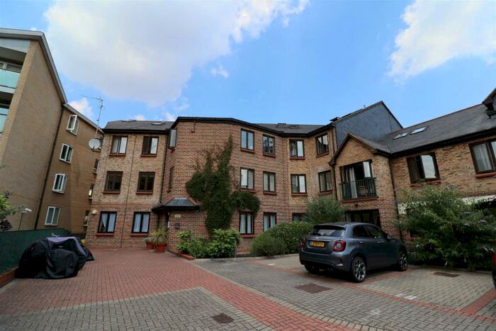 1 Bedroom Apartment To Rent In Plough Way, Surrey Quays, SE16