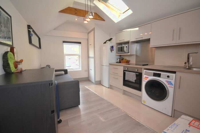 1 Bedroom Studio To Rent In Southampton Street, Reading, Berkshire RG1
