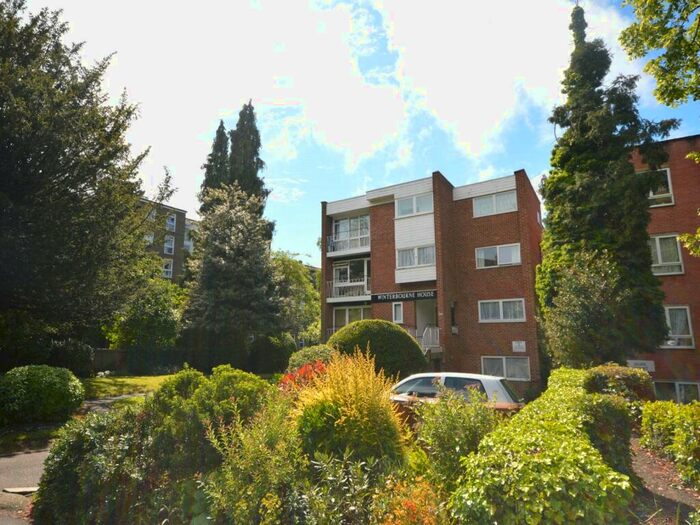 1 Bedroom Flat To Rent In Brighton Road, Sutton, SM2
