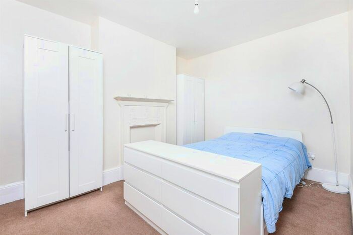 1 Bedroom Flat To Rent In Grayham Road, New Malden, KT3