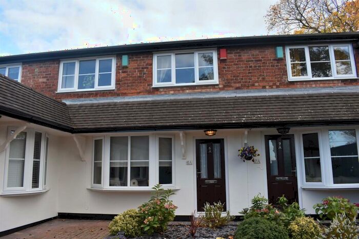 2 Bedroom Flat To Rent In Weston Court, Shavington, Crewe, CW2