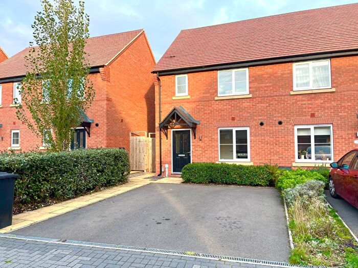 3 Bedroom Semi Detached House To Rent In Allington Place, Littleover, Derby, Derbyshire, DE23