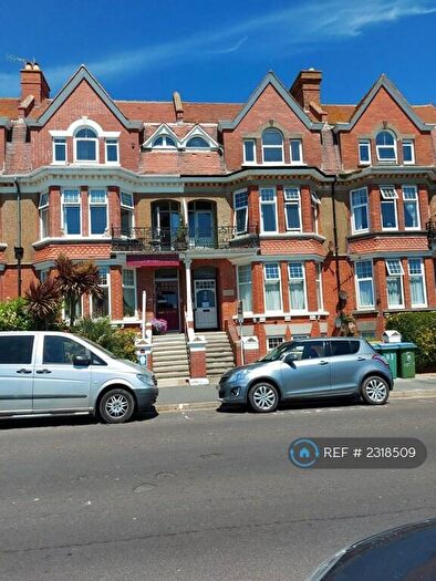 1 Bedroom Flat To Rent In South Terrace, Littlehampton, BN17