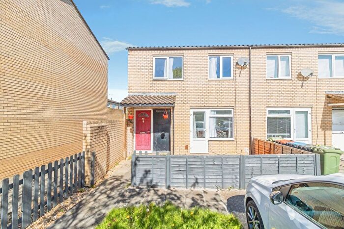 3 Bedroom End Terrace House For Sale In Mullen Avenue, Downs Barn, Milton Keynes, Buckinghamshire, MK14