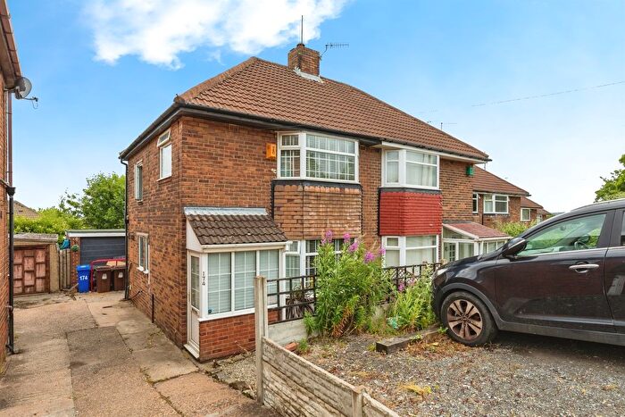 3 Bedroom Semi-detached House For Sale In Shirecliffe Road, Sheffield, S5