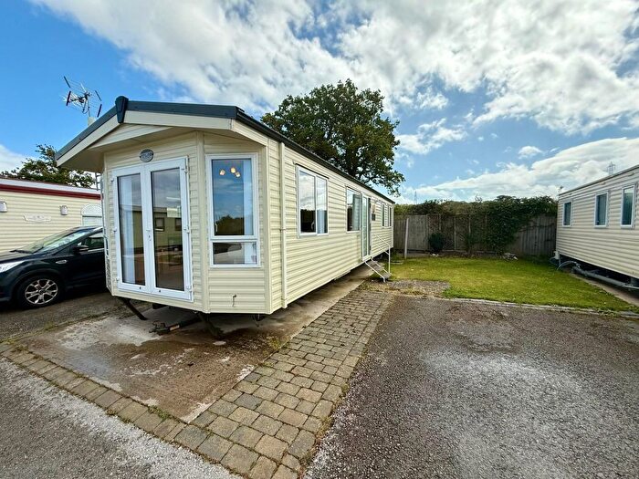2 Bedroom Park Home For Sale In Penrefail Crossroads, Moelfre, Abergele, LL22