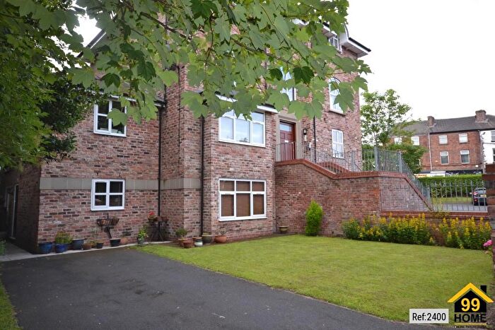 2 Bedroom Flat To Rent In Holly Grange, Liverpool, Merseyside, L12