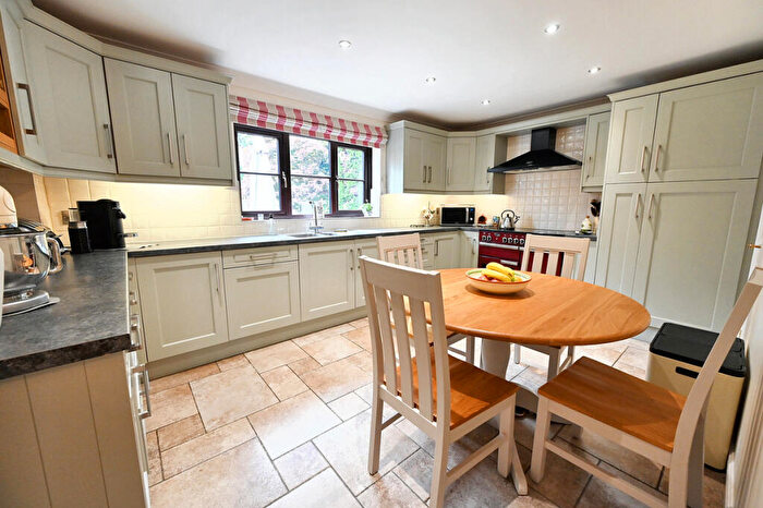 4 Bedroom Detached House For Sale In Taylors Lane, Stubwood, ST14
