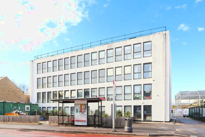 1 Bedroom Flat To Rent In Burlington Road, New Malden, KT3