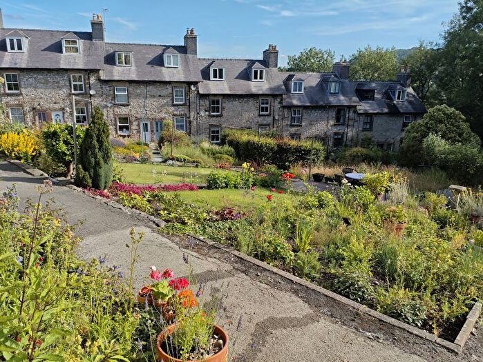 2 Bedroom Terraced House To Rent In Catcliffe Cottages, Bakewell, DE45
