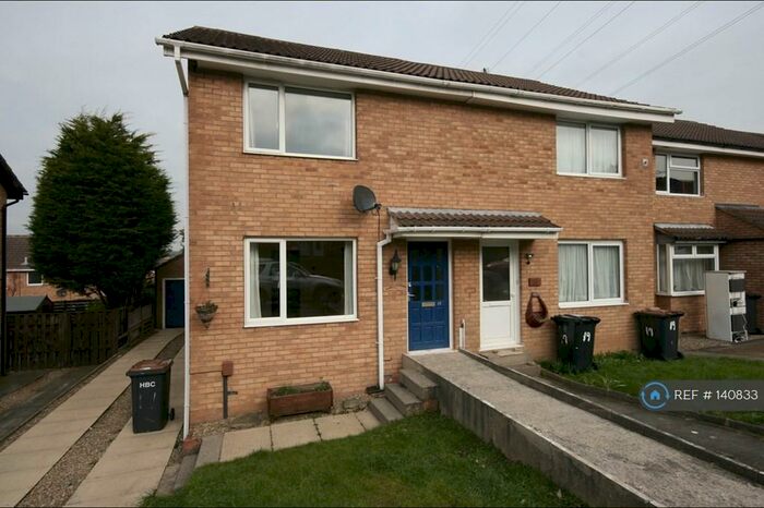 2 Bedroom End Of Terrace House To Rent In Markenfield Road, Harrogate, HG3
