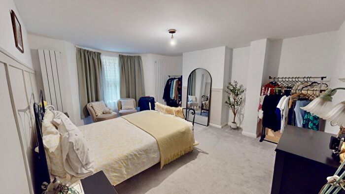 1 Bedroom Flat To Rent In York Road, Hove, BN3