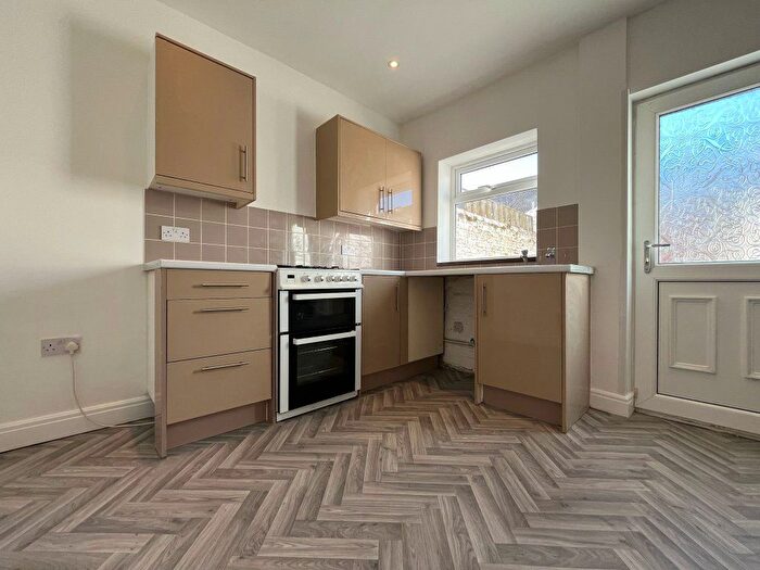 2 Bedroom Property To Rent In Danesbury Place, Blackpool, Lancashire, FY1