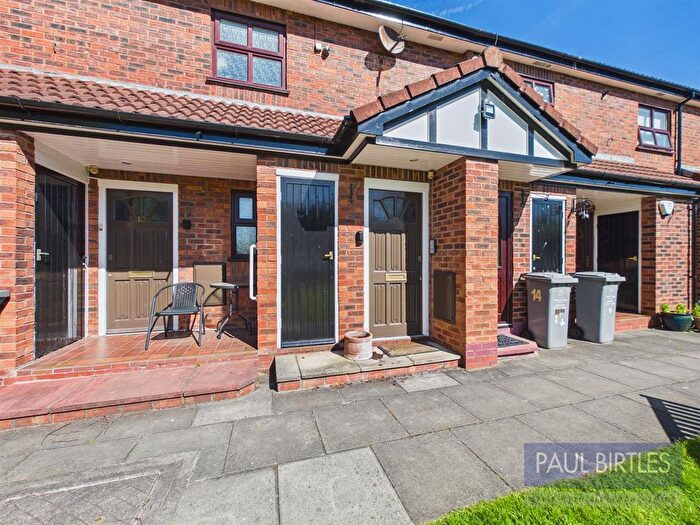 1 Bedroom Property For Sale In Queens Court, Woodsend Road, Flixton, Manchester, M41