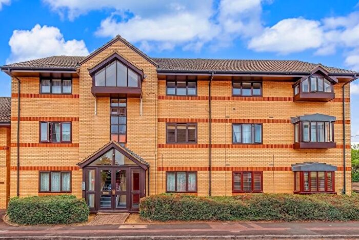 1 Bedroom Apartment To Rent In Priory Road, Bicester, OX26