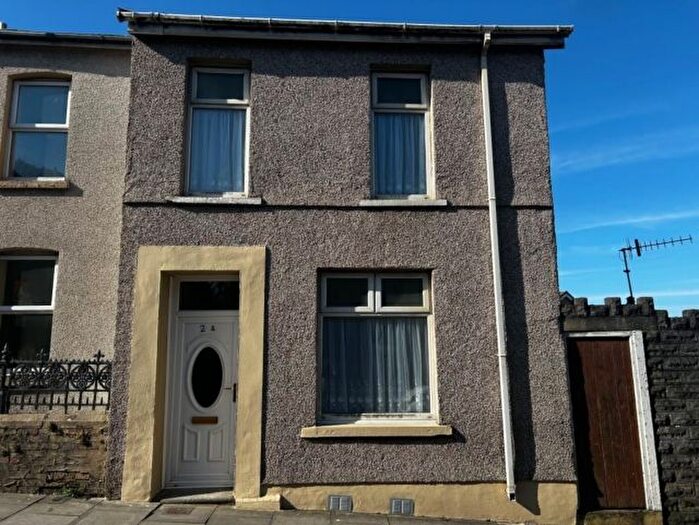 2 Bedroom Property To Rent In Bigyn Road, Llanelli, SA15
