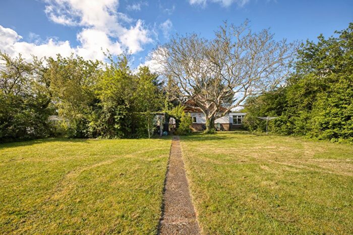 4 Bedroom Bungalow For Sale In Manston Road, Manston, Ramsgate, Kent, CT12