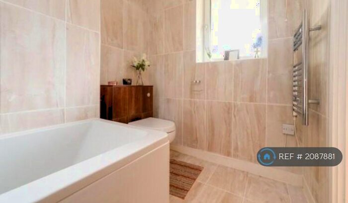 2 Bedroom Flat To Rent In Brighton, Brighton, BN1