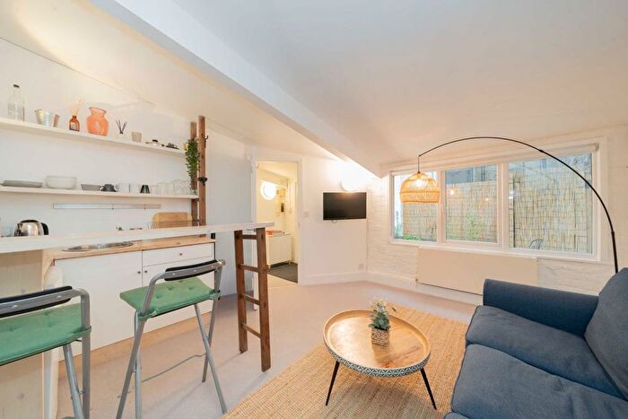 1 Bedroom Flat To Rent In Westbourne Grove, Notting Hill, W11
