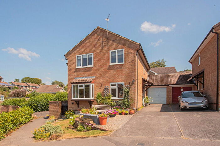 5 Bedroom Detached House For Sale In Shepherds Leaze, Wotton-under-Edge, GL12