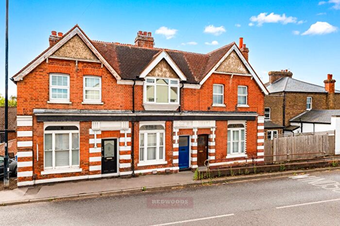 2 Bedroom House For Sale In Old Windsor, SL4