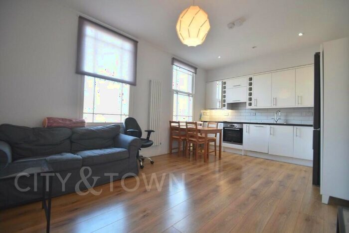 1 Bedroom Apartment To Rent In East India Dock Road, London, E14