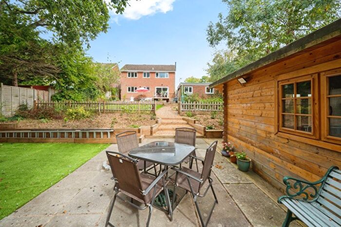 5 Bedroom Detached House For Sale In Piping Road, Colden Common, Winchester, Hampshire, SO21