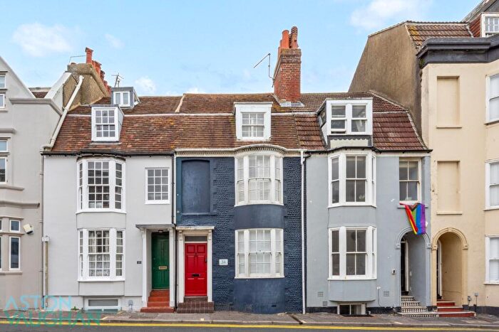 4 Bedroom Terraced House To Rent In Camelford Street, Brighton, BN2