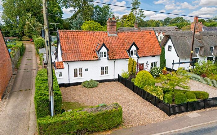 2 Bedroom Semi-Detached House For Sale In The Street, North Lopham, Diss, IP22