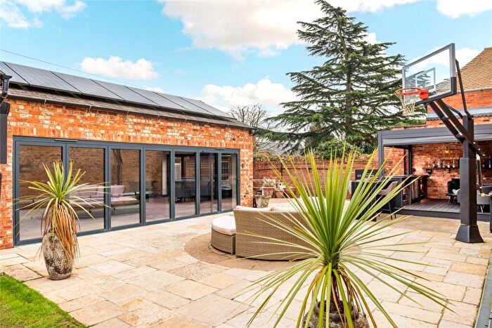 4 Bedroom Detached House For Sale In Church Walk, Great Billing, Northamptonshire, NN3