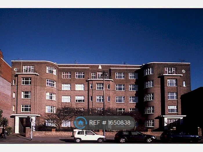 1 Bedroom Flat To Rent In The Pavement, London, SW4