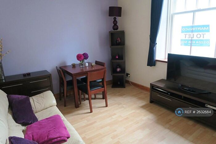 2 Bedroom Flat To Rent In Bon Accord Terrace, Aberdeen, AB11