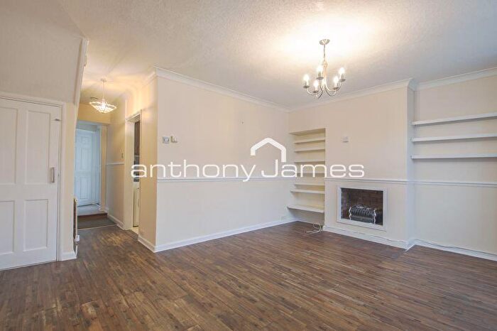 3 Bedroom Terraced House To Rent In Widecombe Road, London, SE9