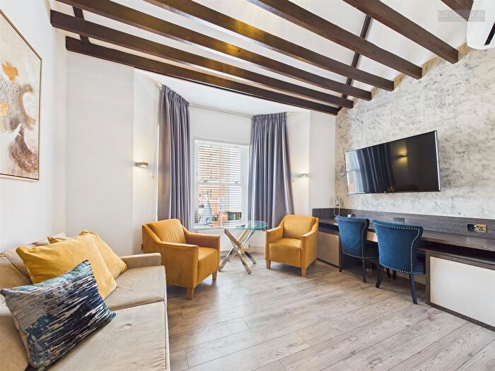 1 Bedroom Flat To Rent In Broadway, Peterborough, PE1