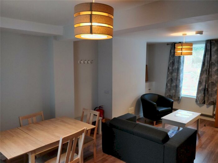 2 Bedroom Terraced House To Rent In Hill Street, Bangor, LL57